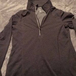 Athletic pullover